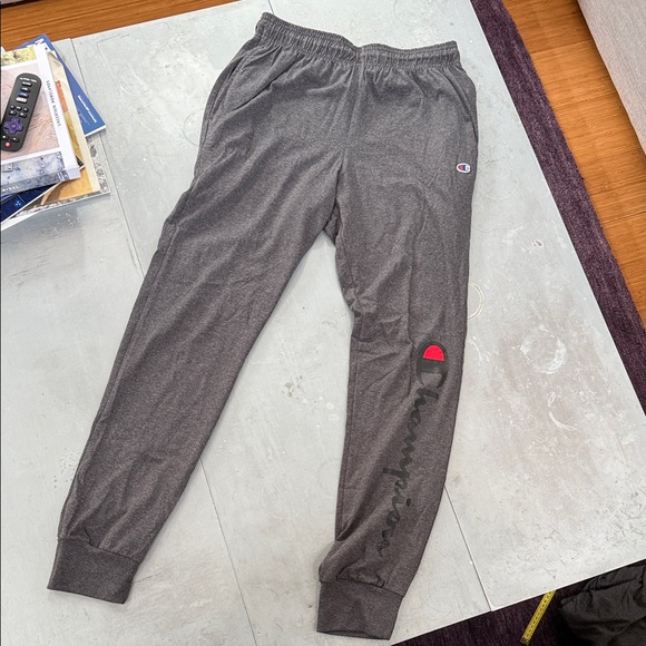 NWOT Men’s M Champion Dark Gray Sweatpants with Logo - Picture 5 of 9